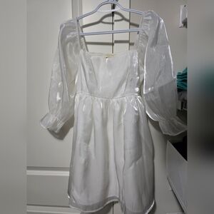 Elegant White Mini Dress